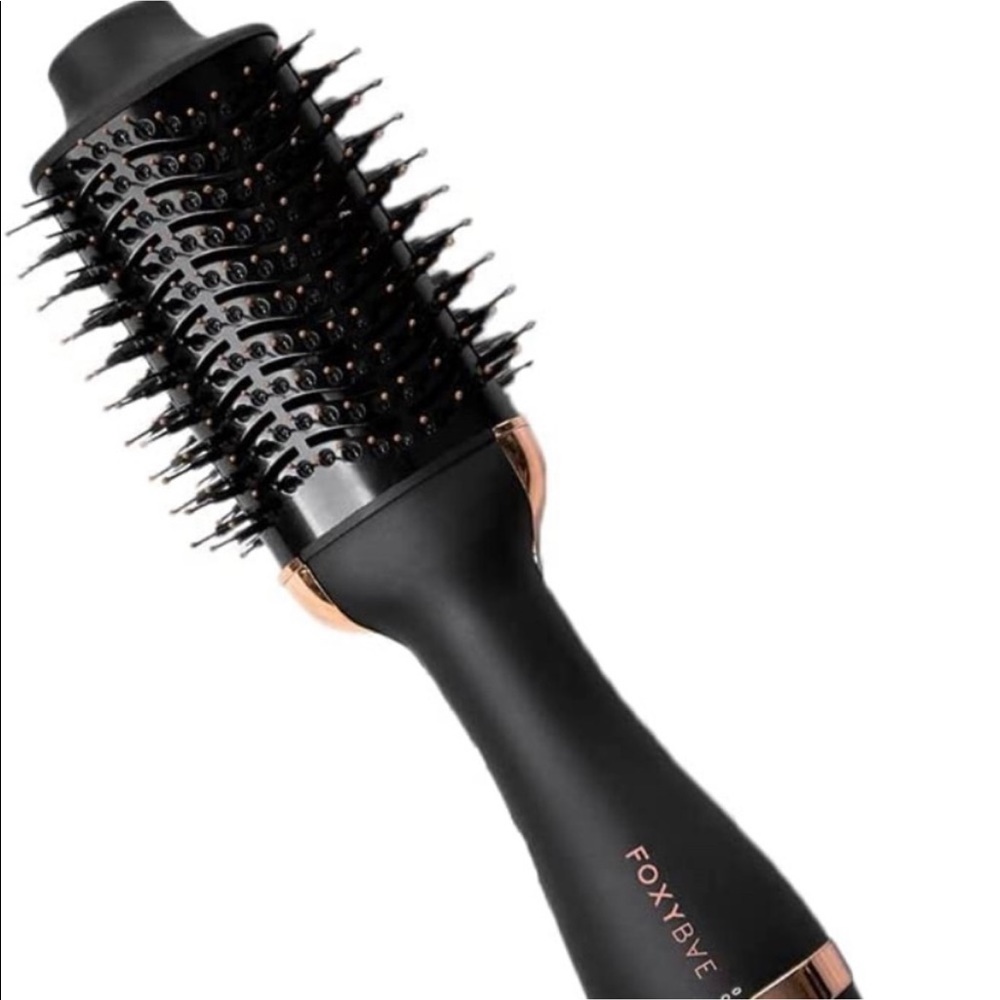 Luxe Choice: FoxyBae Rose Gold Blowout Dryer Brush Bro